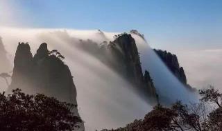 《新闻联播》正在播出 《新闻联播》正在播出